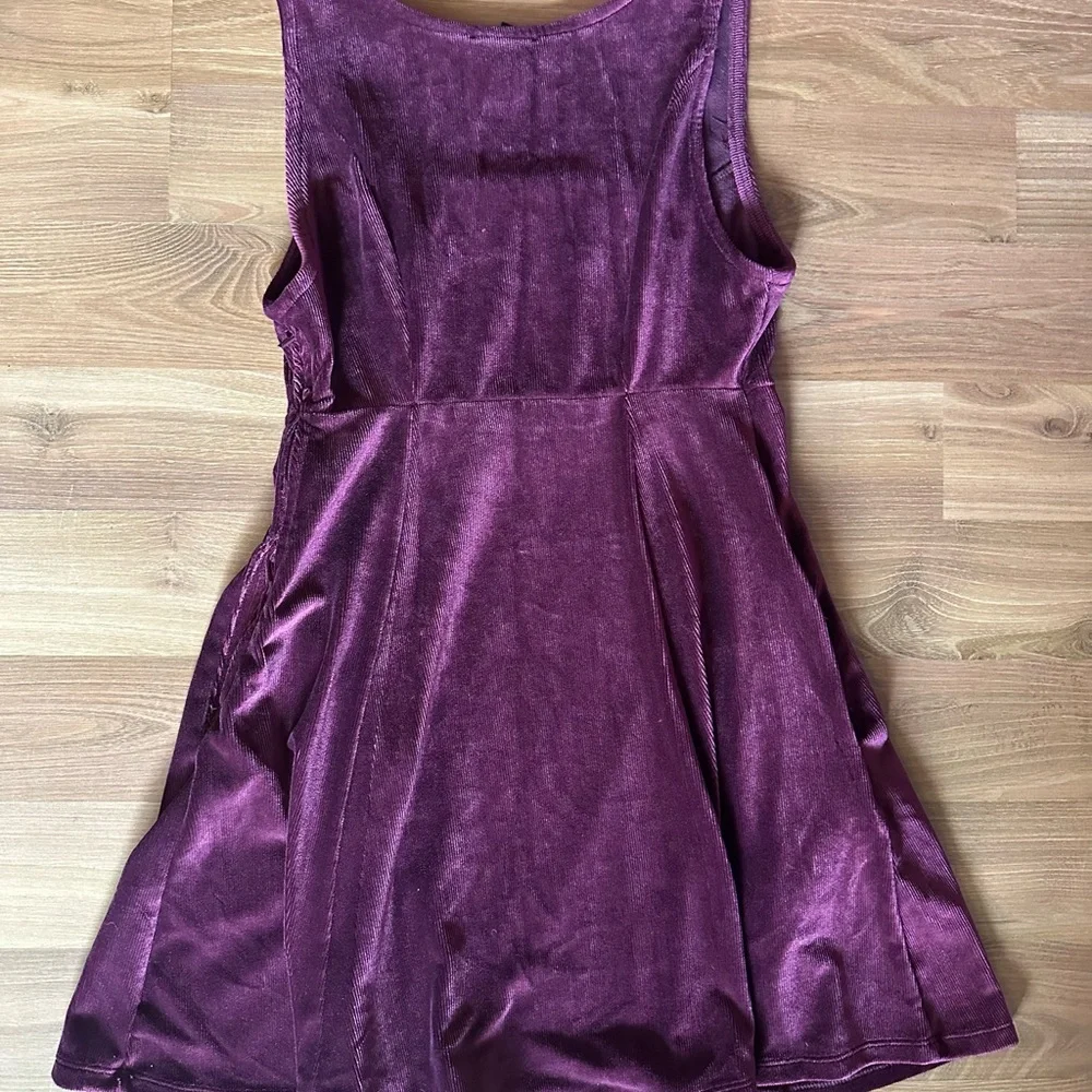 Cosmic Aura Velvet Corduroy Fit-and-Flare Dress in Burgundy - Picture 10 of 10